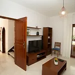 Meriteluna Пареде