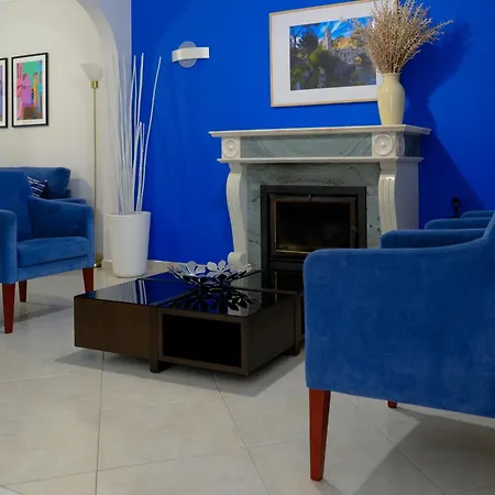 Вилла Meriteluna Пареде