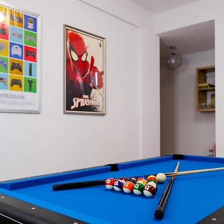 Meriteluna Пареде